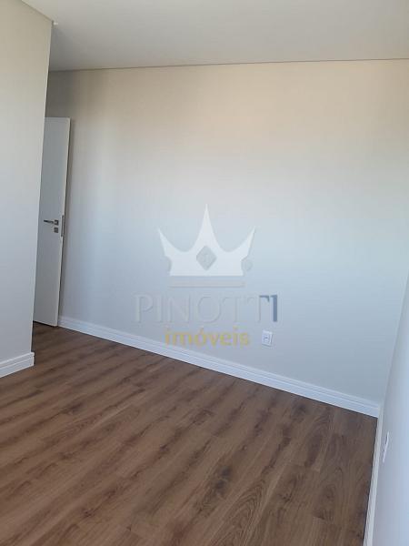 Centro de Itaja�: Apartamento � Venda com 2 Su�tes, Sacada com Churrasqueira e Rooftop 18