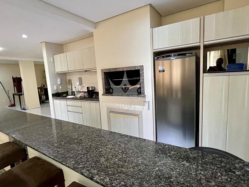 Cordeiros, Itaja�: Apartamento para Alugar com 2 Quartos, Su�te e Vaga de Garagem 9
