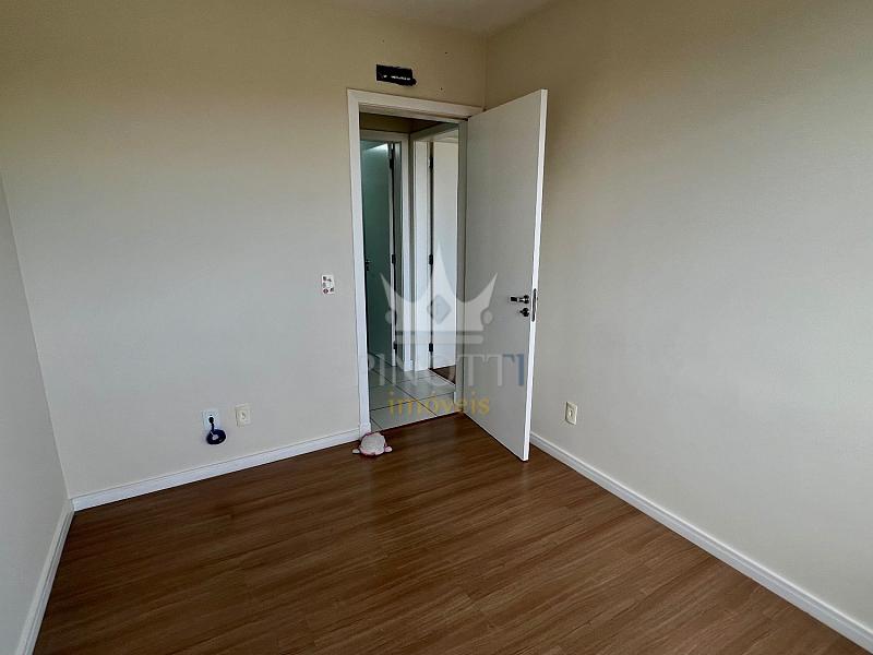 Cordeiros, Itaja�: Apartamento para Alugar com 2 Quartos, Su�te e Vaga de Garagem 25