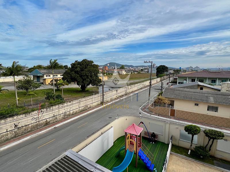 Cordeiros, Itaja�: Apartamento para Alugar com 2 Quartos, Su�te e Vaga de Garagem 30