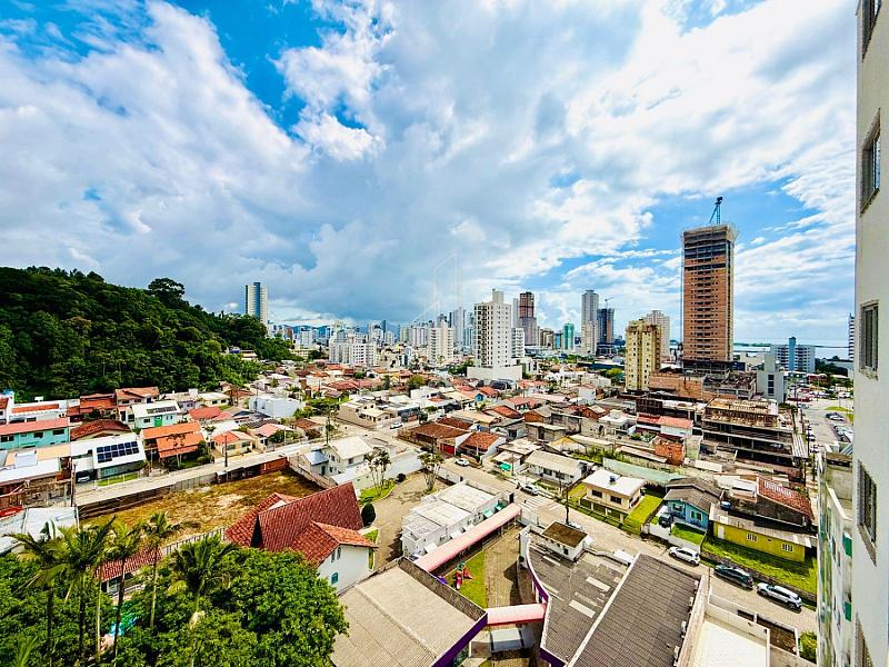 À venda no Bairro Fazenda de Itajaí no Edifício Vila do Verde - Residencial — foto 12