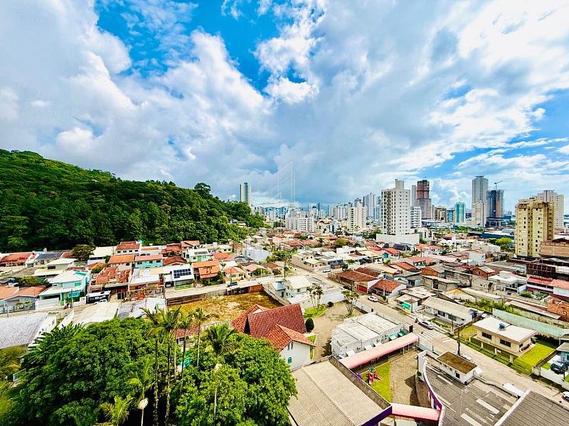 À venda no Bairro Fazenda de Itajaí no Edifício Vila do Verde - Residencial — foto 11