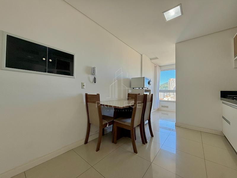 ESTUDIO NO CENTRO DE ITAJAÍ/SC — foto 7