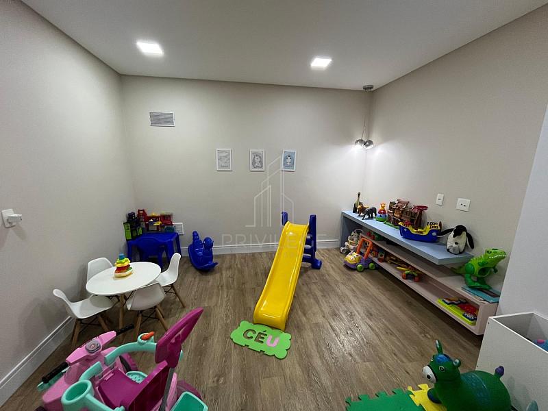 Locação no Bairro São Judas de Itajaí no Edifício Tour Soleil — foto 36