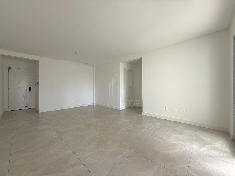 À venda no Bairro Vila operária de Itajaí no Edifício Living 360 — foto 9