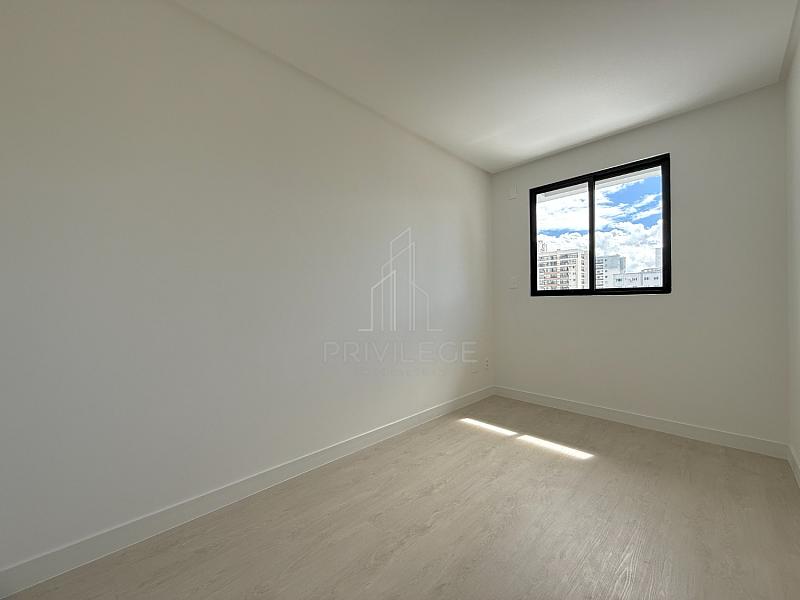 À venda no Bairro Vila operária de Itajaí no Edifício Living 360 — foto 17