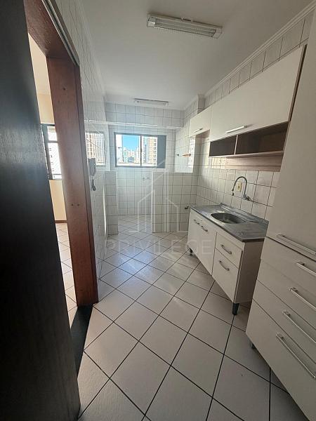 Apartamento no centro de Balne�rio Cambori� 4