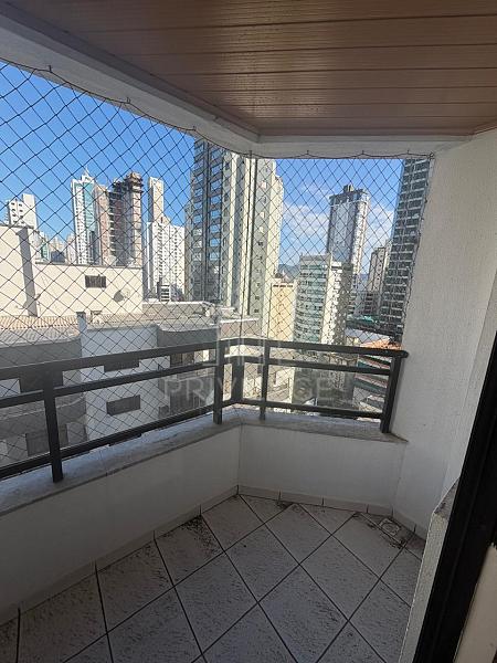 Apartamento no centro de Balne�rio Cambori� 1