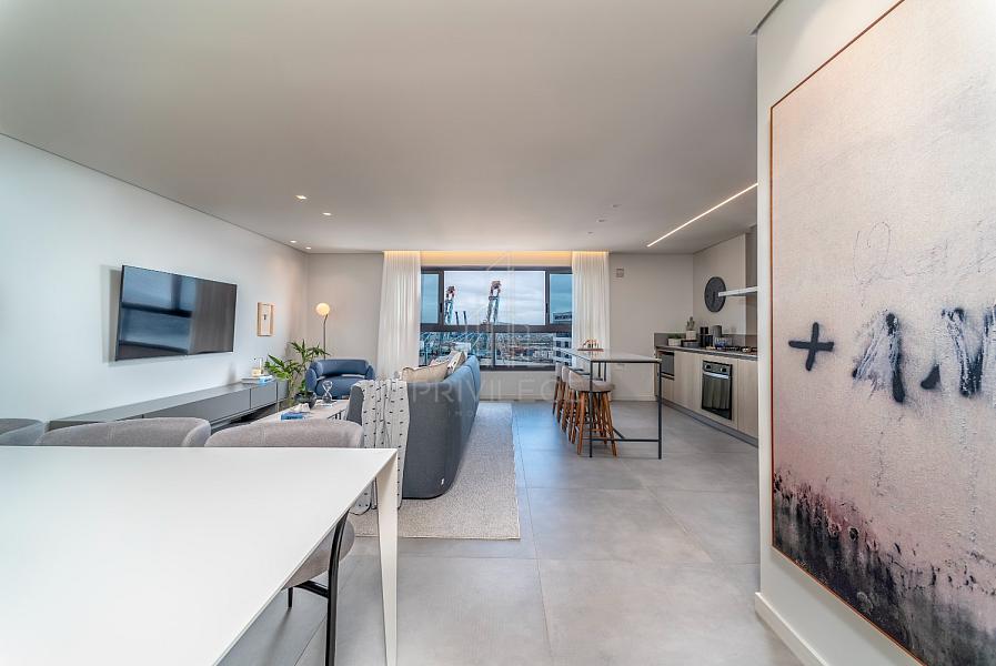 APARTAMENTO NOVO E  MOBILIADO NO CENTRO COM VISTA PARA O PORTO 10