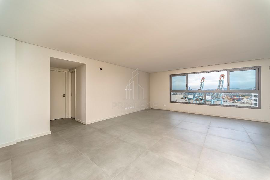 APARTAMENTO NOVO  NO CENTRO COM VISTA PARA O PORTO 2