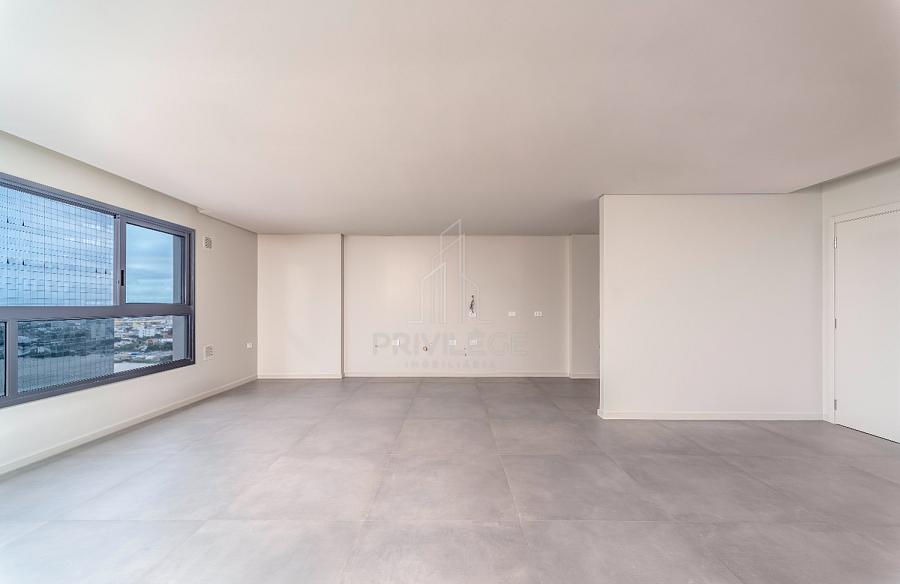 APARTAMENTO NOVO  NO CENTRO COM VISTA PARA O PORTO 3