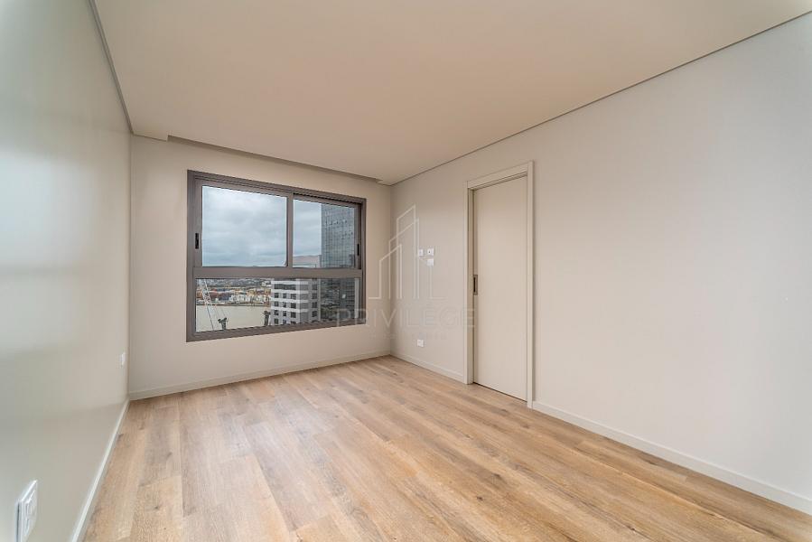 APARTAMENTO NOVO  NO CENTRO COM VISTA PARA O PORTO 14