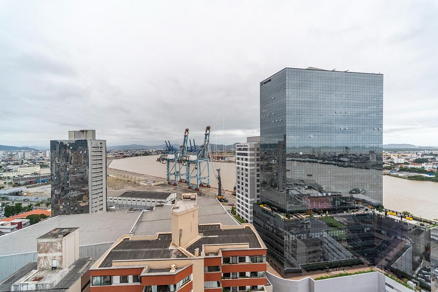 APARTAMENTO NOVO  NO CENTRO COM VISTA PARA O PORTO 24