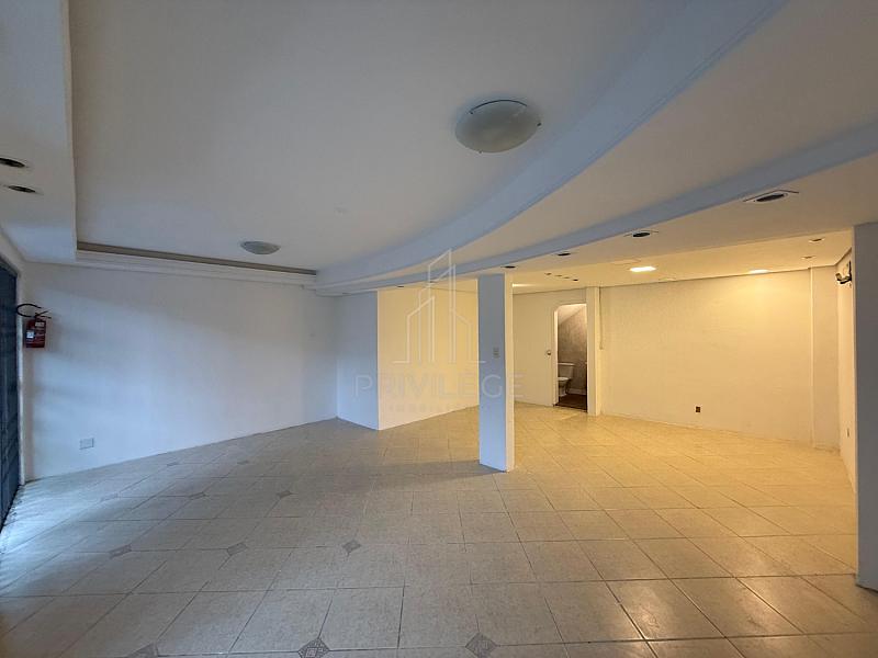 SALA COMERCIAL AO LADO DO SHOPPING 8