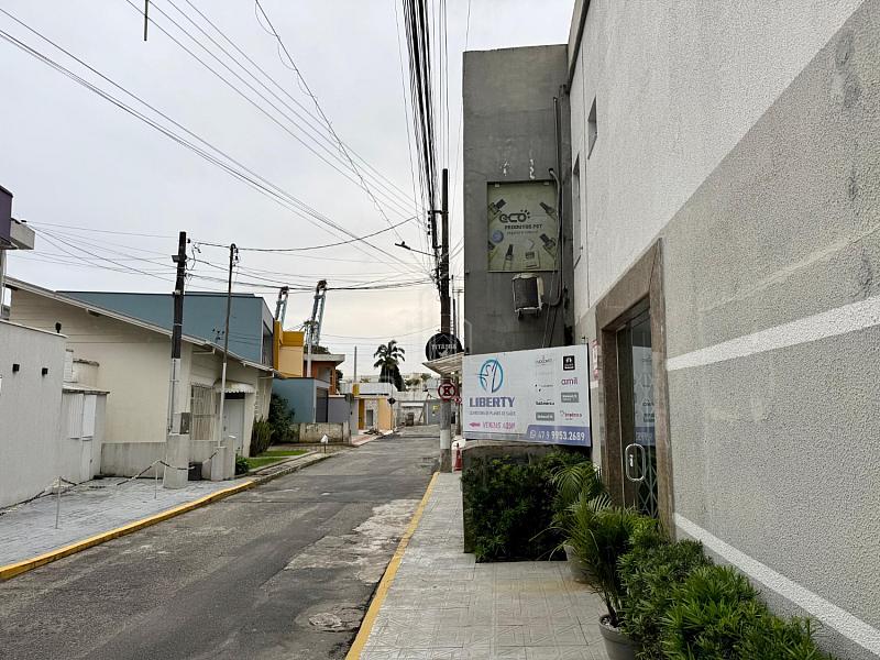 SALA COMERCIAL AO LADO DO SHOPPING 14