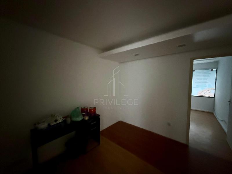 SALA COMERCIAL AO LADO DO SHOPPING 6