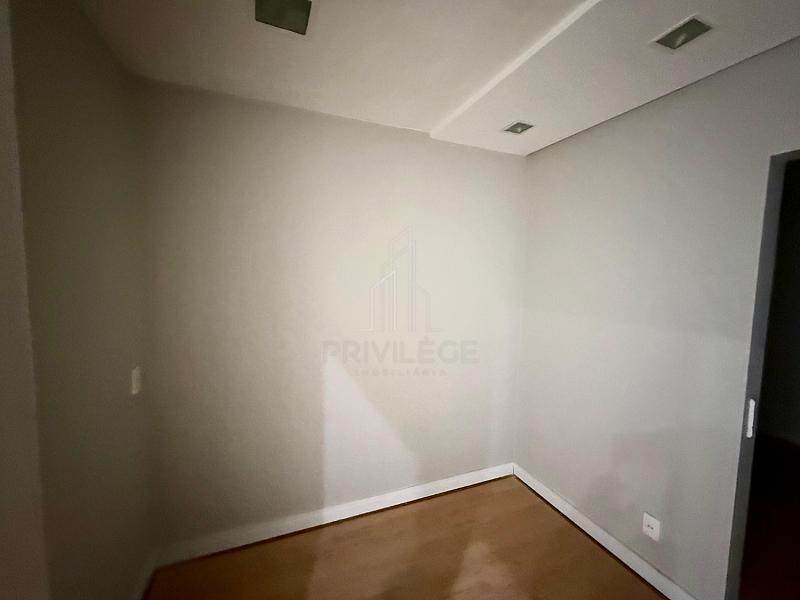 SALA COMERCIAL AO LADO DO SHOPPING 7