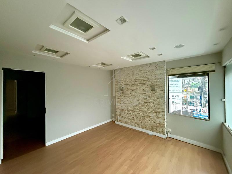 SALA COMERCIAL AO LADO DO SHOPPING 3