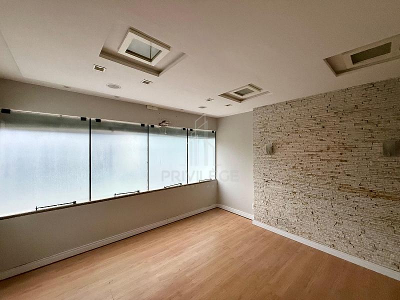 SALA COMERCIAL AO LADO DO SHOPPING 2