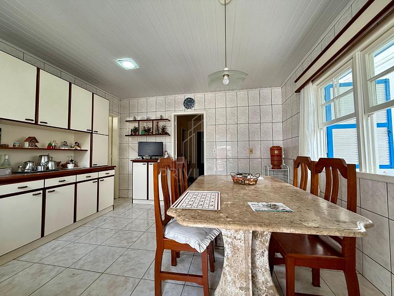 CASA NO BAIRRO FAZENDA 3