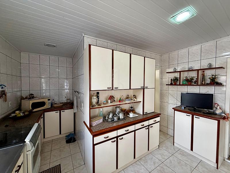 CASA NO BAIRRO FAZENDA 6