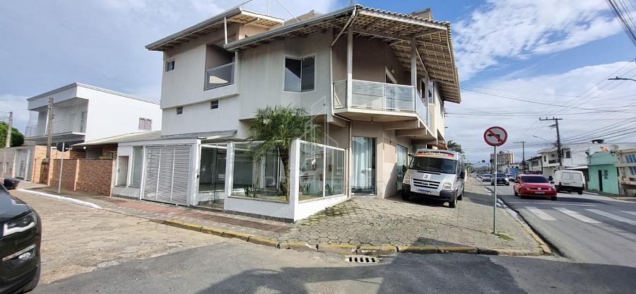 CASA PARA LOCA��O 1