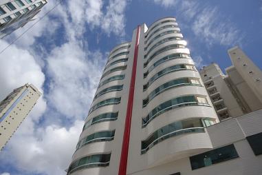 Próximo a Avenida Central