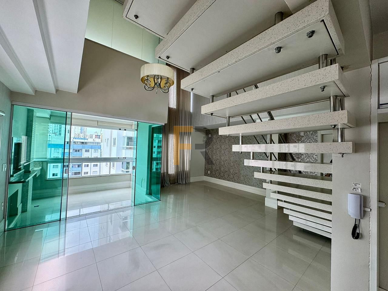 Apartamento de 3 quartos, 162m² no bairro Centro, em Balneário Camboriú | Eu Corretor