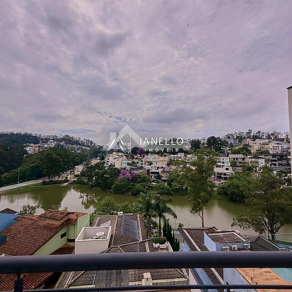 Casa Reformada com Vista para o Lago e Elevador no Condomínio Swiss Park — Lazer e Sofisticação — foto 10