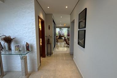 Casa em Condomínio com 3 quartos à venda, 277m², 4 banheiros, 4 garagens - Loteamento Residencial e Comercial Villa D'aquila - Piracicaba