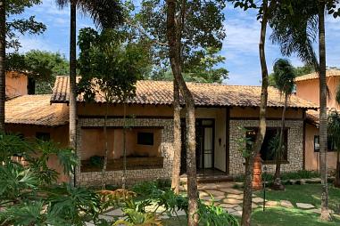 Sobrado no Aldeia do Vale com vista para o lago – 5.120 m² de exclusividade, natureza e lazer completo