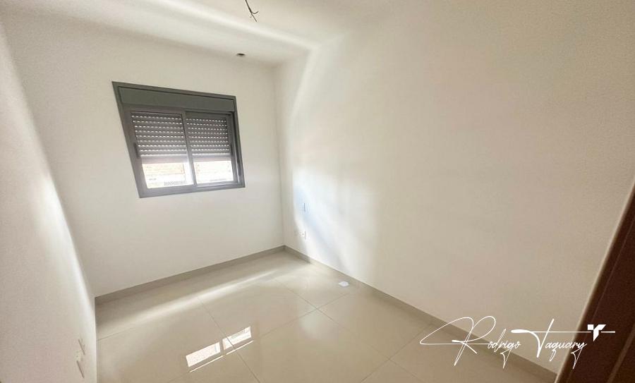 Muy Bueno | Jardim América | 75 m² | 3 quartos (1 suíte) | 2 vagas | Varanda gourmet — foto 8