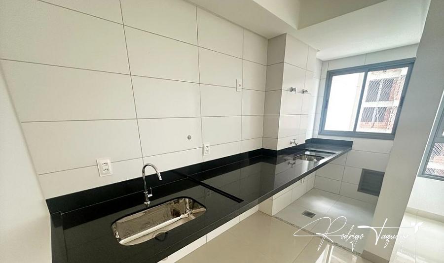 Muy Bueno | Jardim América | 75 m² | 3 quartos (1 suíte) | 2 vagas | Varanda gourmet — foto 3