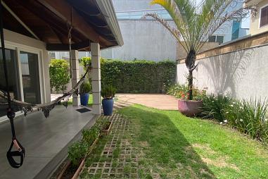 4 DORMITÓRIOS CONDOMINIO IGUAÇÚ