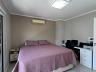 Casa semimobiliada com piscina no Condom�nio Igua�u 27