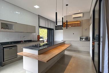 Casa Térrea Condomínio Portal da Colina