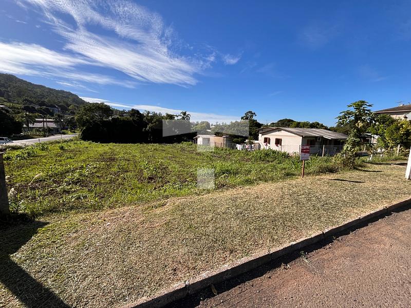 LOTE EM FRENTE A ESCOLA ESTADUAL IEAOK — foto 2