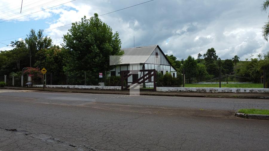 LOTE AMPLO COM CASA ENXAIMEL — foto 2