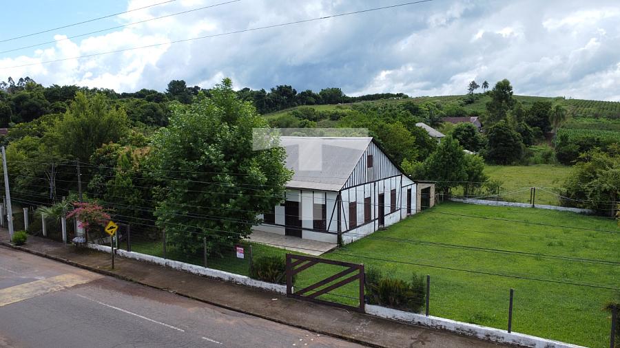 LOTE AMPLO COM CASA ENXAIMEL — foto 3