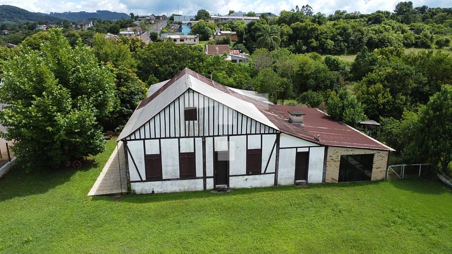 LOTE AMPLO COM CASA ENXAIMEL — foto 5