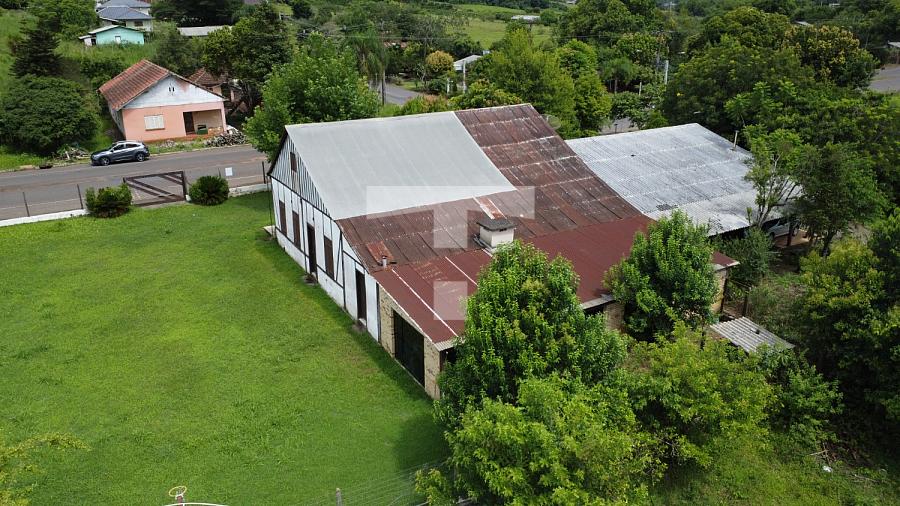 LOTE AMPLO COM CASA ENXAIMEL — foto 7