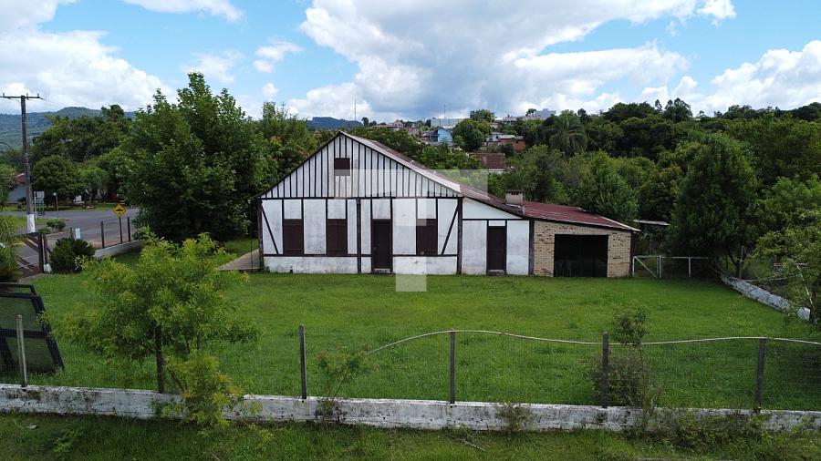 LOTE AMPLO COM CASA ENXAIMEL — foto 8