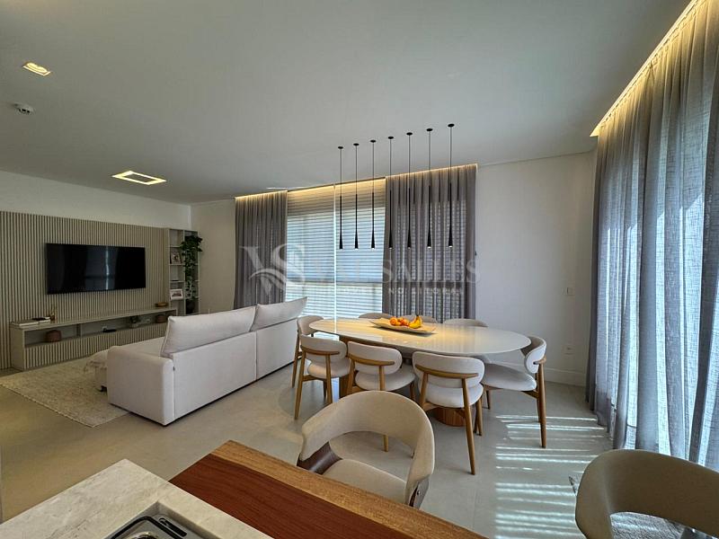 Um Apartamento por Andar na Melhor Localiza��o da Cidade 1