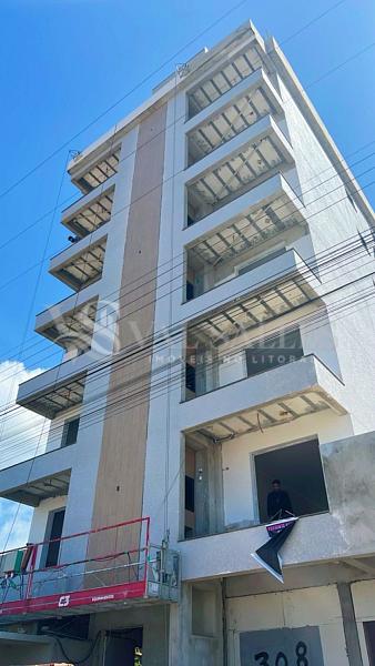 Desing Moderno e luxuoso a poucos metros da praia do gravata 1