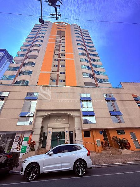 Lindo e moderno no centro de Balne�rio Cambori�, �rea de lazer completa, mobiliado, taxas inclusas 1