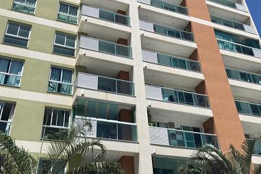 ED. ALOHA HOME RESORT - Praia Brava / Itajaí - 57,00m2 privativos, 1 Dormitório, Semi-mobiliado, 1 Vaga, Sacada com Churrasqueira carvão, Vista Mar