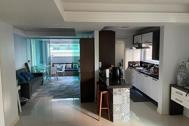 ED RES. AQUARELLE - Centro - 205,00m² Privativos, Apartamento diferenciado, 3 Dormitórios (1 suíte e 2 demi), Churrasqueira, Deck com SPA, Duas vagas