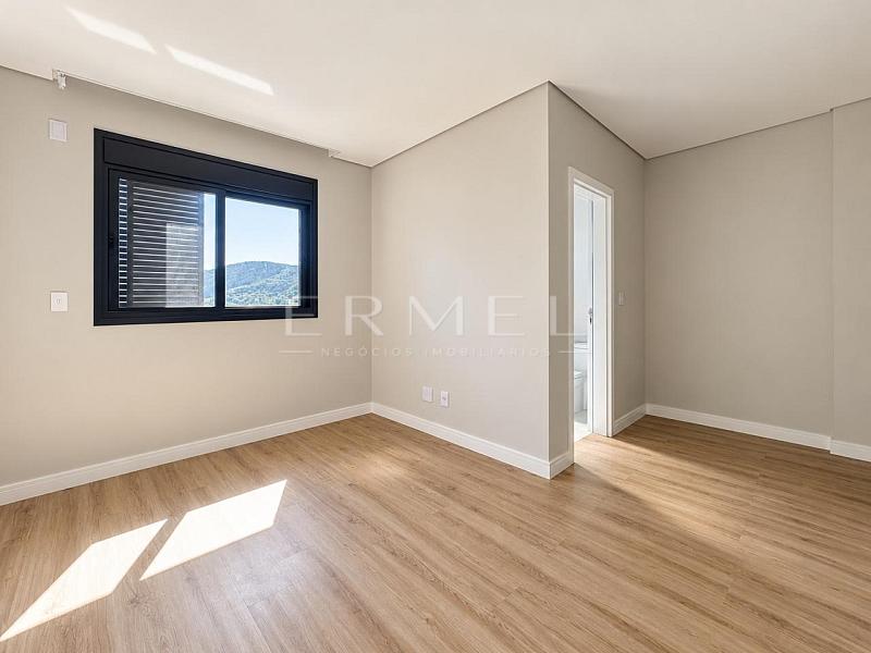 Apartamento 02 Su�tes no Centro de Itapema 6