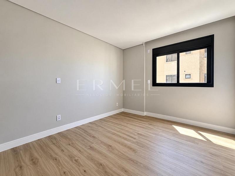 Apartamento 02 Su�tes no Centro de Itapema 7