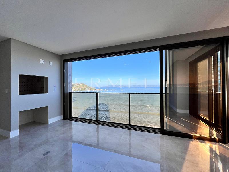 Apartamento 04 Su�tes no Centro de Itapema 4